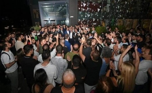 CHP'nin kayyım nöbeti sürüyor
