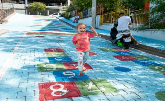 Cumhuriyet Mahallesi'nde 'Oyun Sokağı' tam not aldı