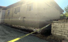 Darbedilen yaşlı kadın evinde ölü bulundu; ‘baygın buldum’ ihbarı yapan torunu gözaltına alındı!