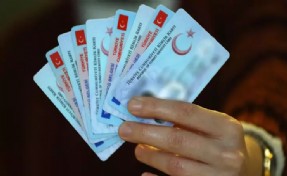 Ehliyet sahibi olan herkesi ilgilendiriyor: Bakan uyardı!