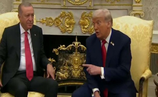 Erdoğan-Trump görüşmesine damga vuran ifade: Trump 'Hileli seçimleri herkesten iyi bilir' derken kimi kastetti