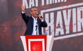 Ertelenen 'kurultay davası' sonrası Özgür Özel'den ilk mesaj!