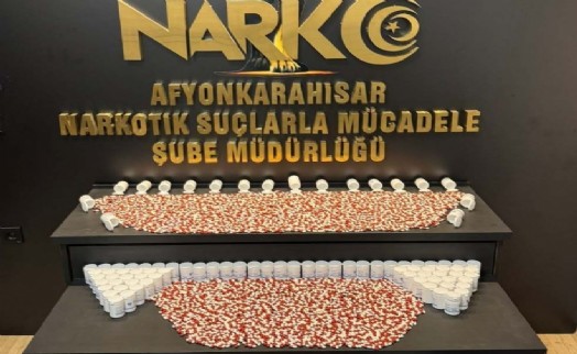 Evden 6 bin 731 uyuşturucu hap çıktı