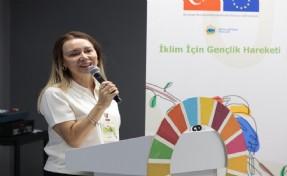 Gençler iklim eylemi için Konak’ta zirve yaptı