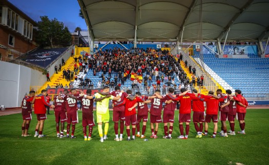 Göz-Göz yenilmezlik serisini sürdürüyor