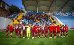 Göz-Göz yenilmezlik serisini sürdürüyor