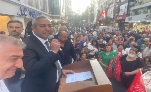 Güçlü'den miting gibi adaylık açıklaması; Önemli isimler destek verdi