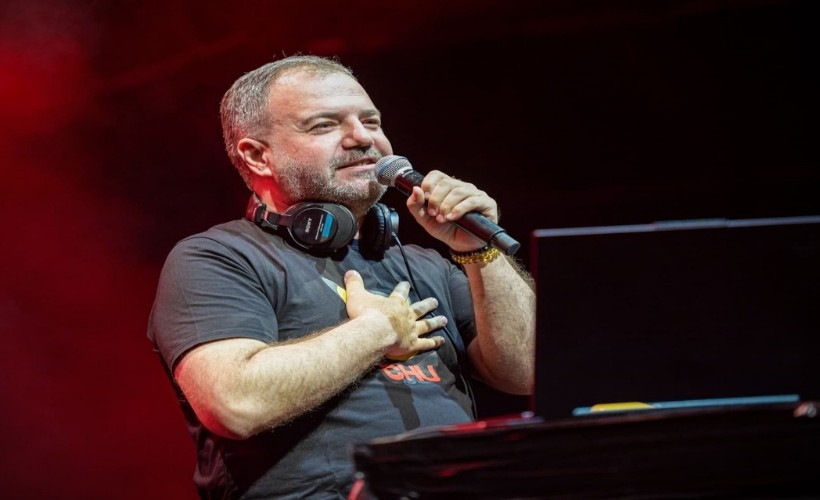 İEF'de unutulmaz 90'lar gecesi