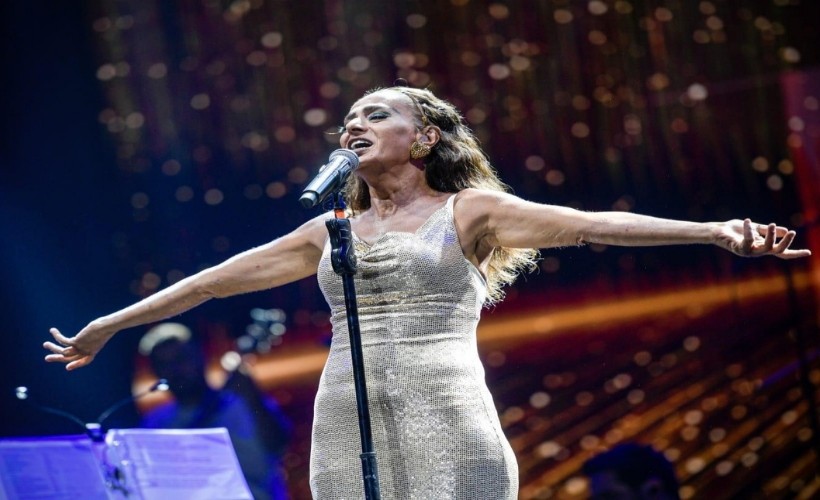 İEF'de Yıldız Tilbe rüzgarı