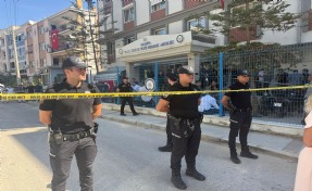 İzmir'de karakola silahlı saldırı: 2 polis şehit oldu!