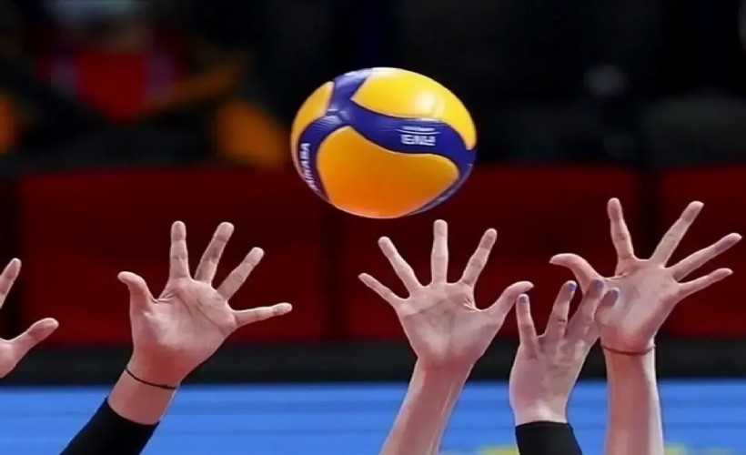 İzmir'in kadın voleybolcuları 9 Eylül'e özel olarak sahaya çıkıyor