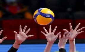 İzmir'in kadın voleybolcuları 9 Eylül'e özel olarak sahaya çıkıyor