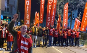 İzmir’de 'Erdoğan’a hakaret'ten gözaltına alınan sendika yöneticileri serbest bırakıldı