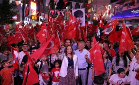 İzmir’in kurtuluşu Karşıyaka'da gururla kutlanacak; Başkan Ünsal'dan davet!