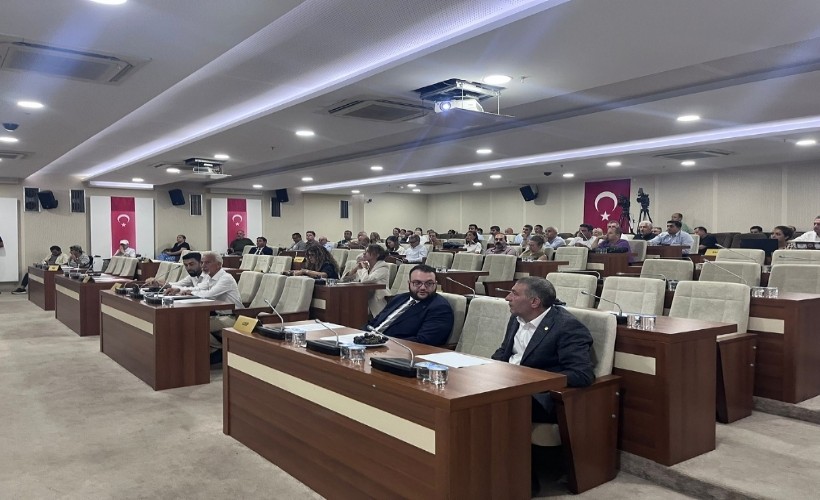 Karabağlar Meclisi’nde kriz: 27 meclis üyesi katılmadı, oturum iptal!