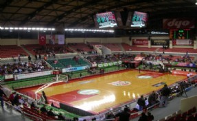 Karşıyaka potada Manisa'ya yenildi