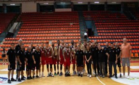 Karşıyaka potada kampı 3'te 3'le bitirdi
