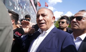 Kayyım Tekin’den 'FETÖ CHP’ye sızdı' iddiası