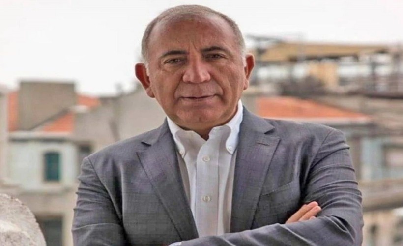 Kayyum Gürsel Tekin'in 31 kişilik 'izin listesi' ortaya çıktı: İzmir'den o isim de listede!