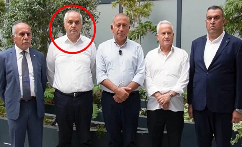 Kayyum heyetinden bir kişi çekilme kararı aldı!