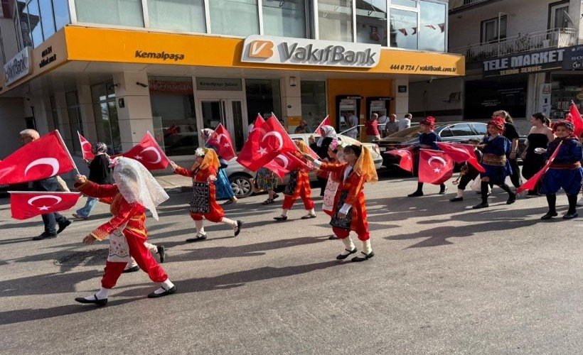 Kemalpaşa'nın kurtuluşu coşkuyla kutlandı