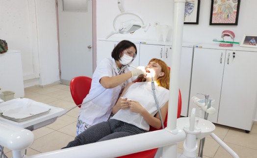 Konak’ta yüzler sağlıkla gülüyor