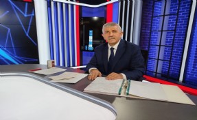 MHP'li Şahin'den Büyükşehir'e eleştiri: Sokaklarımız pislik dolu, çeşmelerimiz akmıyor!