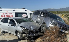 Manisa'da feci kaza: 3 yaralı