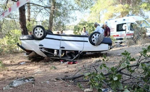 Manisa’da otomobil takla attı: 1 ölü, 1 yaralı