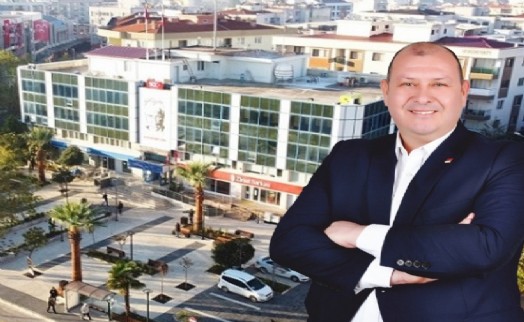 Menderes Belediyesi’nden öğrencilere destek