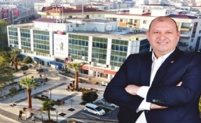 Menderes Belediyesi’nden öğrencilere destek