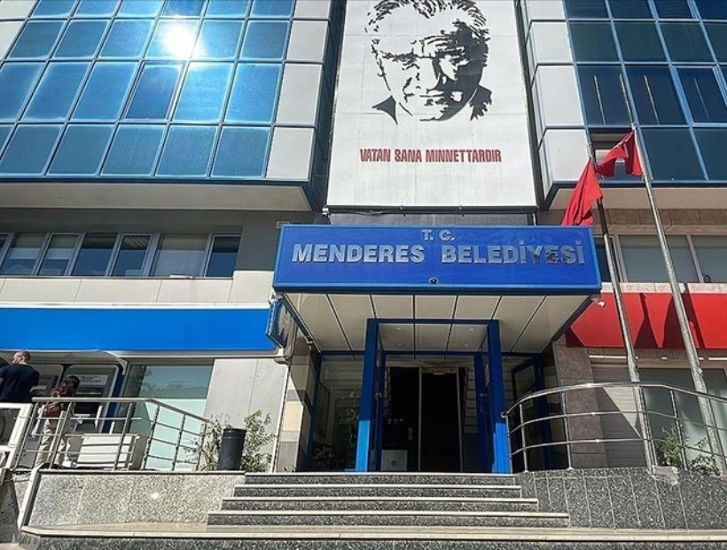 Menderes'te 93 milyonluk satış