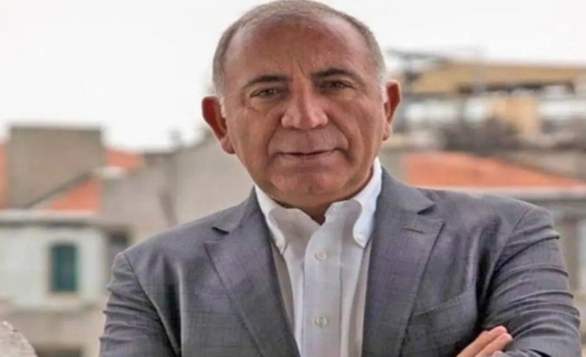 O gazeteci 'gitmeyecek' dedi, Tekin yalanladı!