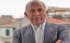 O gazeteci 'gitmeyecek' dedi, Tekin yalanladı!