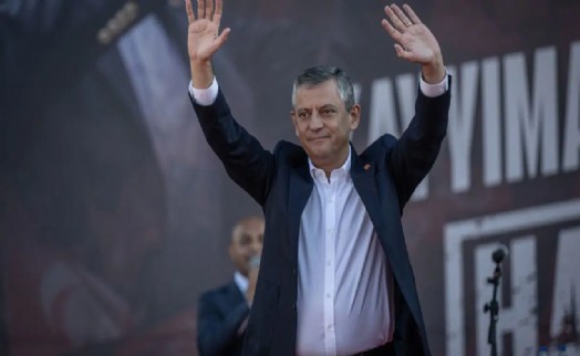 Özel'den dikkat çeken paylaşım: 'Bu devletin Alevilere borcu çoktur'