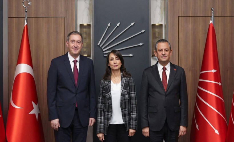 DEM Parti'den Özel'e ziyaret: 'Süreç bu uygulamalarla tıkanıyor!'