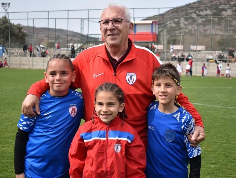 Özkan, Altınordu'yu bir türlü devredemiyor