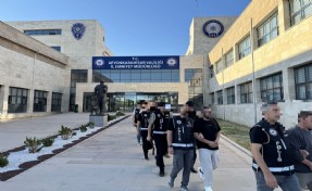 Rüşvet operasyonuna 9 tutuklama