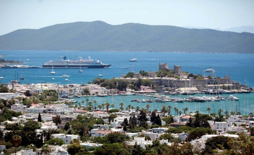 Turistik ilçede 'sarı yaz' hareketliliği: Oteller yüzde 80 dolu!