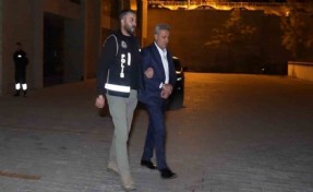 Tutuklanan AK Partili belediye başkanını, eski makam şoförü yakmış!