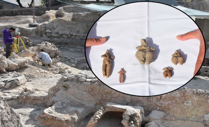 Ulucak Höyüğü'nde 8 bin yıllık 5 heykelcik bulundu
