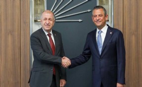 Ümit Özdağ'dan Özgür Özel'e telefon: 'Görüşlerimi ilettim'