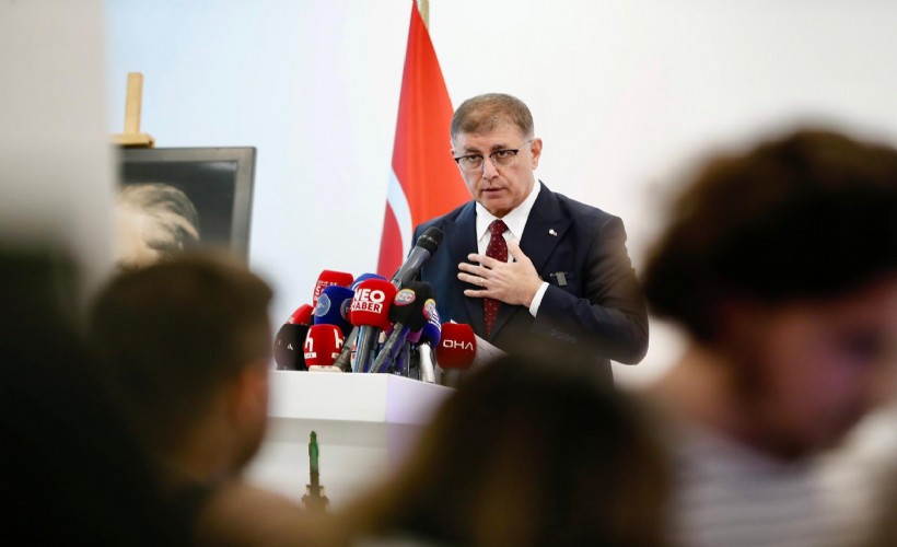 Zeybek’in ‘çöp’ çıkışına Tugay’dan düzeltme: ‘Yanlış bilgilendirilmiş!’