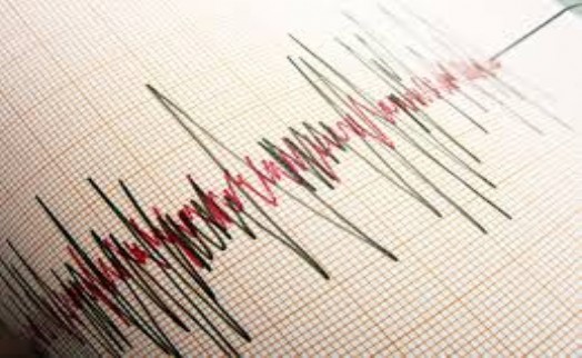 AFAD duyurdu: İzmir'de 3.8 büyüklüğünde deprem!