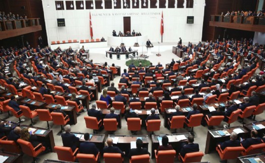 AK Parti'de vekil transferleri için düğmeye basıldı iddiası
