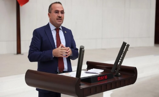 AK Partili Kırkpınar’dan Tugay’a Karşıyaka göndermesi