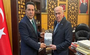 Ahmet Özer’den dikkat çeken çıkış: ‘Bu karar Bahçeli’ye mesaj’