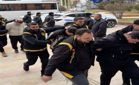 Akraba pazarcılar arasında silahlı çatışma: 5 şüpheli tutuklu!