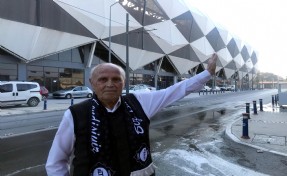 Altay efsane futbolcusuna ağlıyor