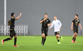 Altay kendine geldi